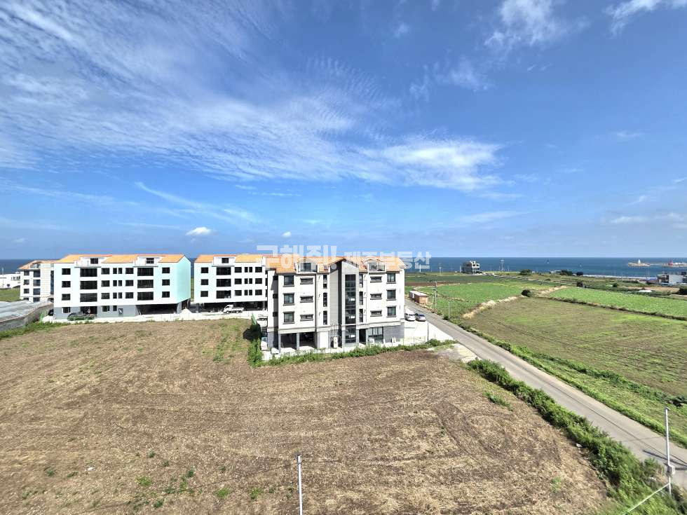 제주 제주시 내도동 374-1 최상컨디션 / 오션뷰 GOOD / 내도동 스카이캐슬 연립주택 매매 매매 매물번호 10682 사진 4