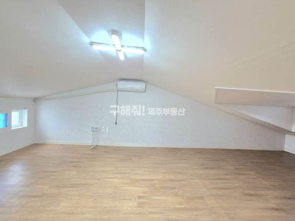제주 제주시 아라일동 6156-5 즉시입주/살기좋은아라지구/쓰리룸복층 연세 매물번호 10648 사진 11