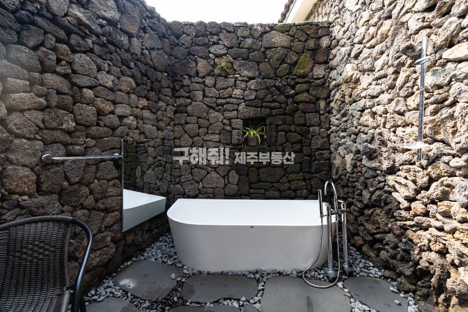 제주 제주시 구좌읍 한동리 1976-2 인테리어 최상, 제주돌집매매 매매 매물번호 10417 사진 5