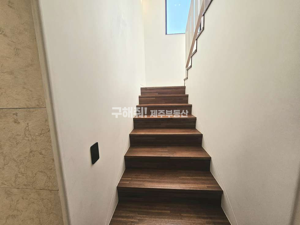 제주 제주시 오등동 805-2 제101동 ★ 애조로 인근 / 해리스가든 옆 마제스티 더힐 분양 중 ★ 매매 매물번호 10933 사진 17