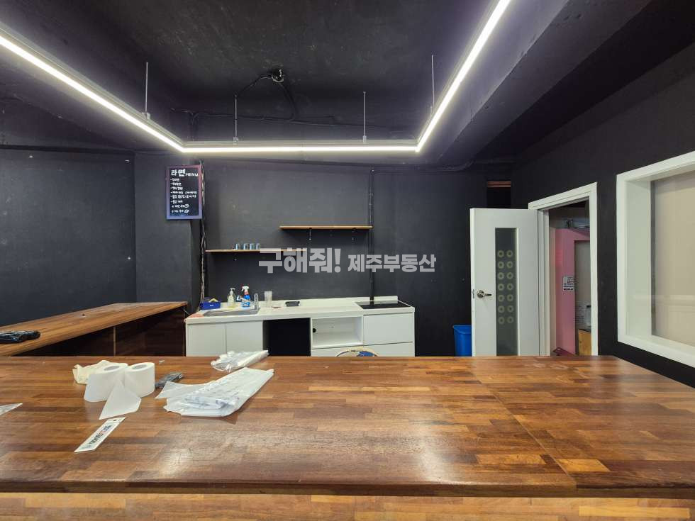 제주 제주시 이도이동 ★ 무권리 / 제주시청 맞은편 / 대학로 상가 임대 ★ 월세 매물번호 11005 사진 6