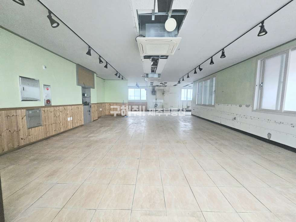 제주 제주시 도남동 무권리 / 도남 정부청사 인근에 위치한 상가 임대 연세 매물번호 11065 사진 4