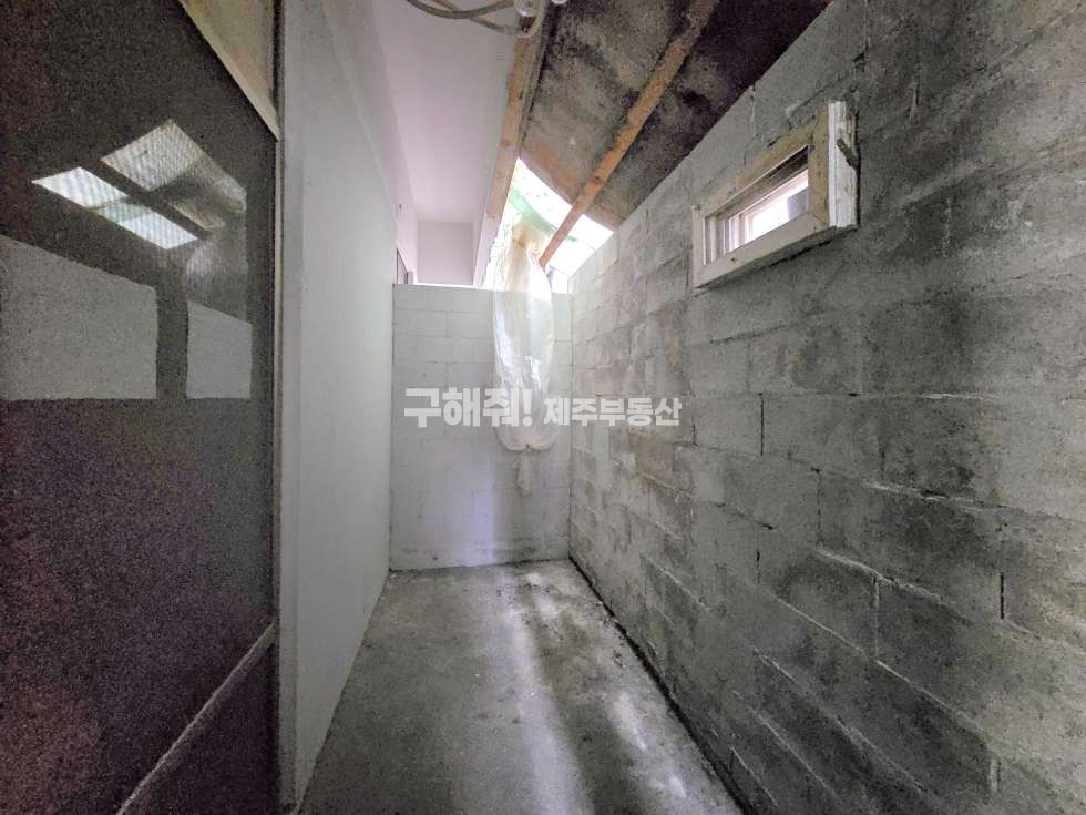 제주 제주시 삼도일동 무권리 / 대형평수 / 서광로 도남입구 대로변 상가 임대 연세 매물번호 11087 사진 3