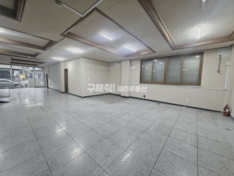 제주 제주시 삼도일동 무권리 / 대로변 노출 좋음 / 서사라 인근 서광로 대로변 상가 임대 연세 매물번호 11182 사진 7