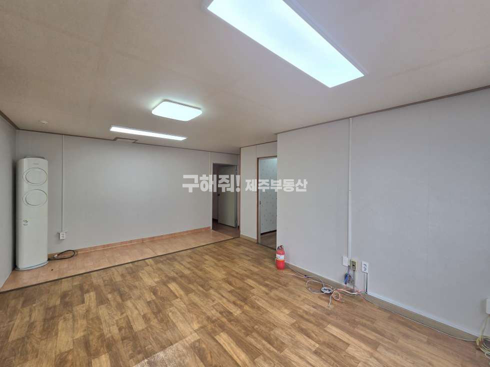 제주 제주시 이도일동 1529-6 무권리 / 남문사거리 인근 장원아이비 주상복합 상가 임대 연세 매물번호 11198 사진 5