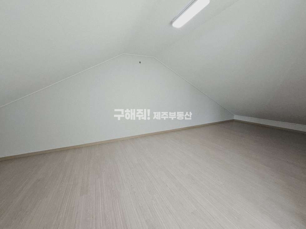 제주 제주시 영평동 2501-1 301동 즉시 입주 가능 / 고급스러운 영평해링턴코트 1차 복층 매매 매매 매물번호 11217 사진 14