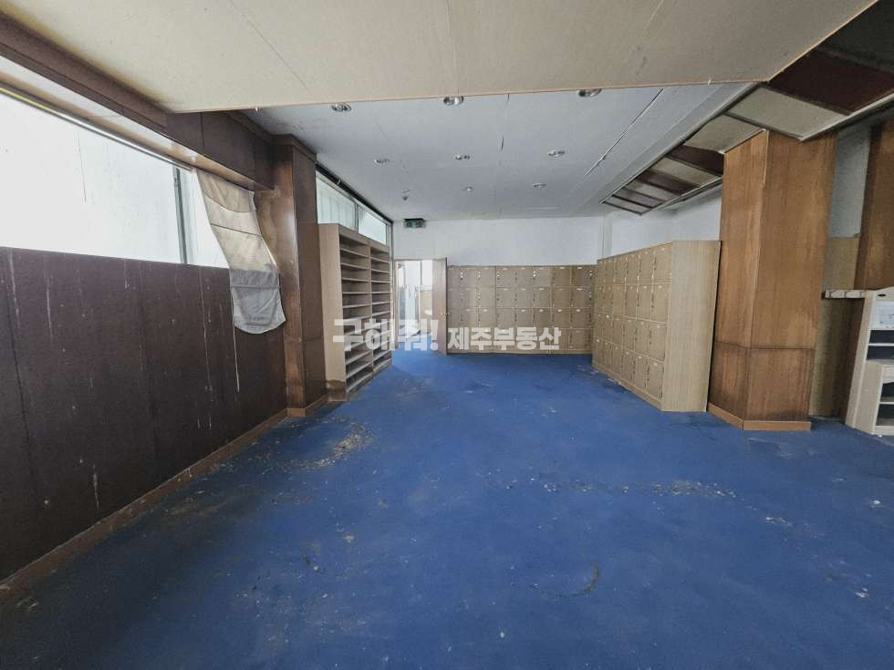 제주 제주시 일도일동 칠성로 메인 중심 상가 / 도민관광객 유입 활발한 대형 평수 상가 임대 연세 매물번호 11235 사진 3