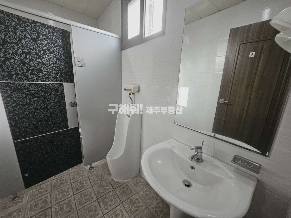 제주 제주시 이도이동 무권리 / 중앙여고 앞 대로변 / 노출 좋은 1층 상가 임대 연세 매물번호 11243 사진 10
