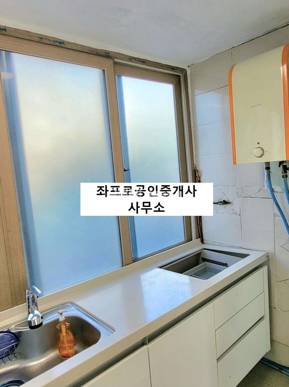 제주 제주시 아라일동 6147-1 (영남빌라) 1동 위치 좋음 / 학군, 생활 인프라 모두 갖춘 아라지구 내 다세대 매매 매매 매물번호 11253 사진 8