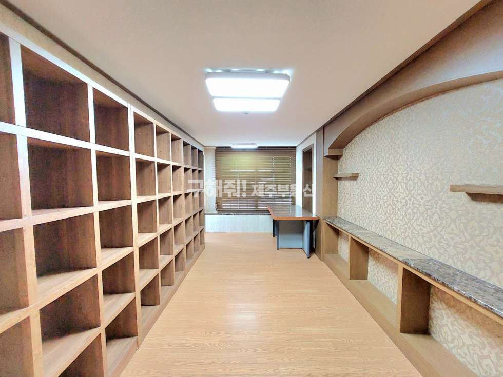 제주 제주시 일도이동 392-9 102동 대형평수. 위치최고. 인제수협사거리 영도제나빌 아파트 매매 매매 매물번호 10202 사진 5