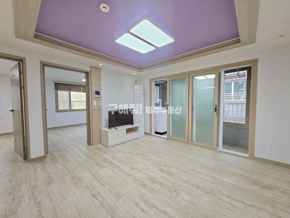 제주 제주시 아라일동 6069-15 즉시입주 / 깔끔 그자체 / 아라 스위첸 인근 리모델링 완료 쓰리룸 임대 연세 매물번호 11286 사진 3