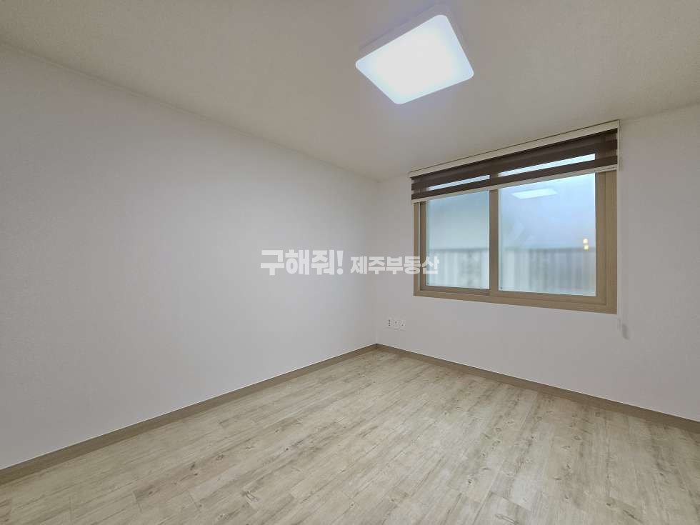 제주 제주시 아라일동 6069-15 즉시입주 / 깔끔 그자체 / 아라 스위첸 인근 리모델링 완료 쓰리룸 임대 연세 매물번호 11286 사진 5