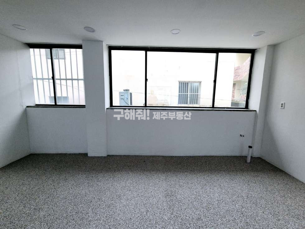 제주 제주시 이도이동 이도 법원 공영주차장 인근 1층 무권리 상가 사무실 강추 월세 매물번호 10089 사진 3