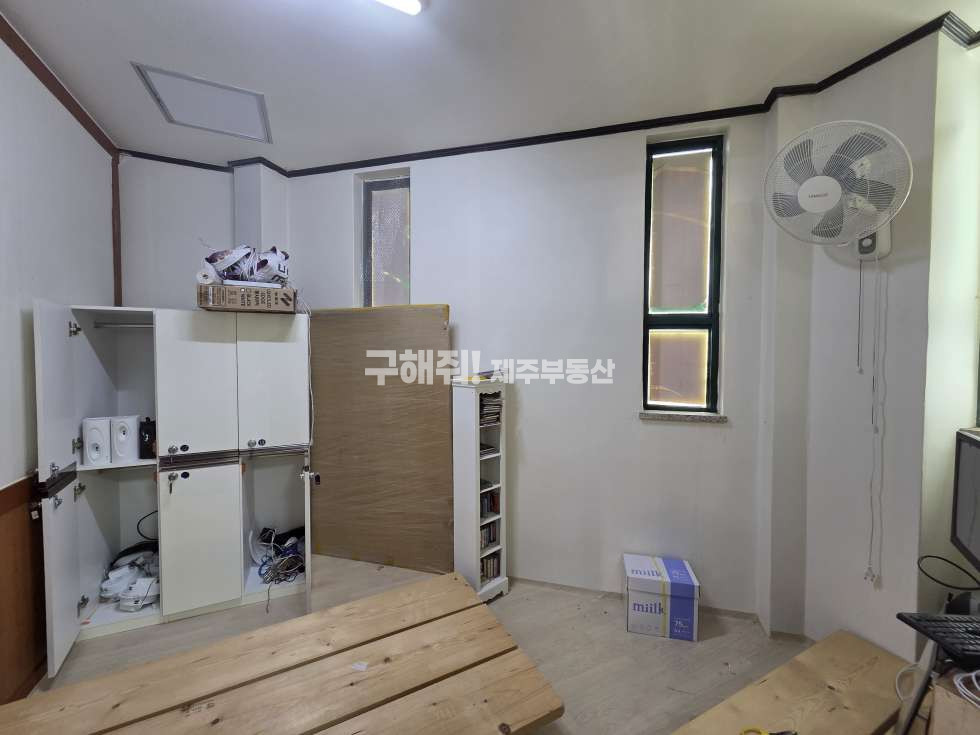 제주 제주시 연동 1482-4 무권리 / 연동대림 대단지 맞은편 상가 임대 연세 매물번호 11397 사진 6