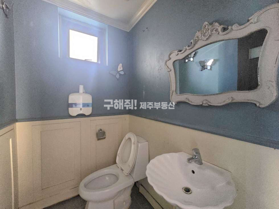 제주 제주시 도남동 59-8 연삼로 대로변 / 도남초 옆, 버스정류장 바로 앞 접근성 최상 상가 임대 연세 매물번호 11498 사진 3