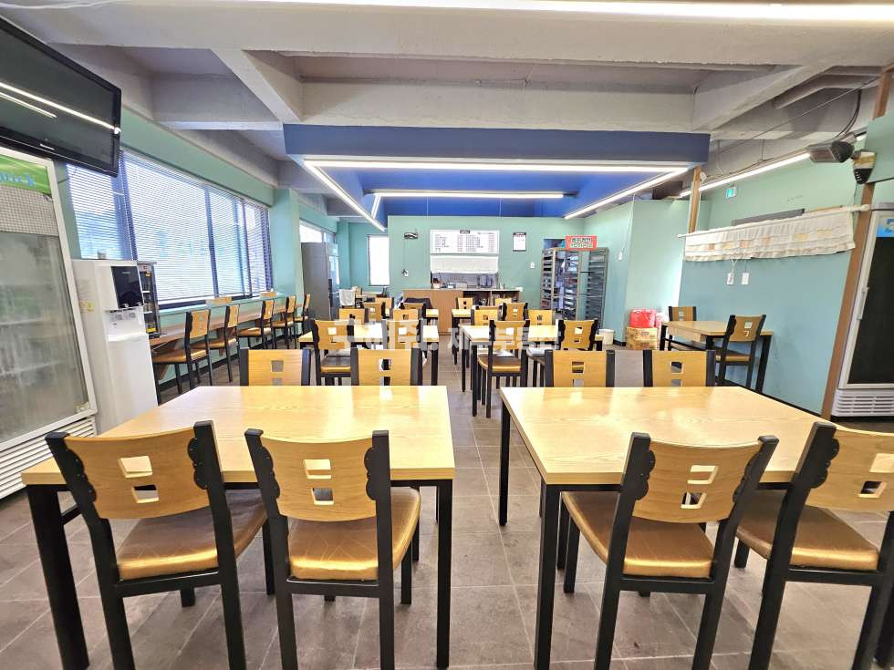 제주 제주시 아라이동 35-21 제주대학교 정문 메인 상권, 대학생 고정 수요 확실한 상가임대 연세 매물번호 11499 사진 4