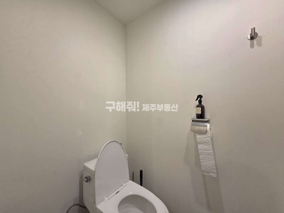 제주 제주시 이도일동 제주시민회관 인근, 감각적인 분위기의 상가 임대 연세 매물번호 11522 사진 8