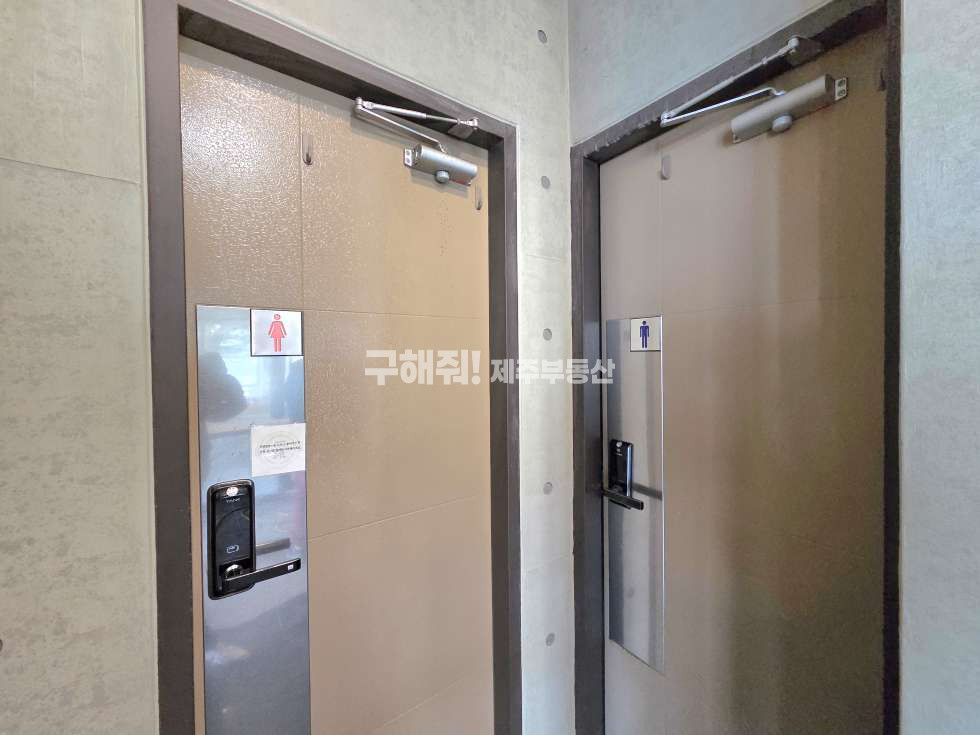 제주 제주시 아라일동 무권리 / 유동인구 많은 아라지구 상가 임대 연세 매물번호 11072 사진 2