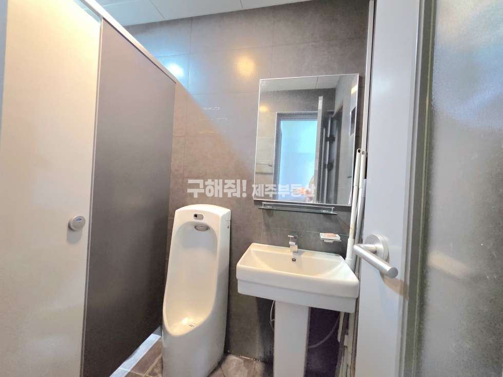 제주 제주시 도남동 695-1 도남 청사 대로변 무권리 사무실, 인근 주차장 많음 연세 매물번호 11505 사진 11