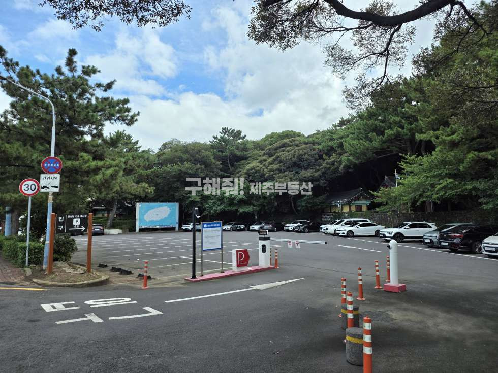 제주 제주시 이도일동 ▶ 삼성혈 인근 상가 임대, 일반음식점 신고증 양도가능 연세 매물번호 11682 사진 12