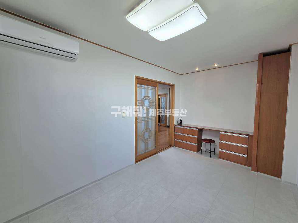 제주 제주시 일도이동 993-14 ▶ 일도동 컨디션 좋은 넓은 투룸 임대 연세 매물번호 11772 사진 6