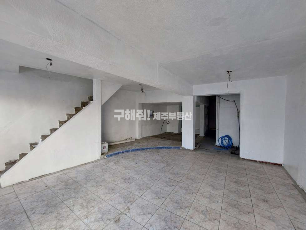 제주 제주시 삼도이동 무권리 / 무근성 인근 1,2층 건물 전부 상가 임대 연세 매물번호 10046 사진 1