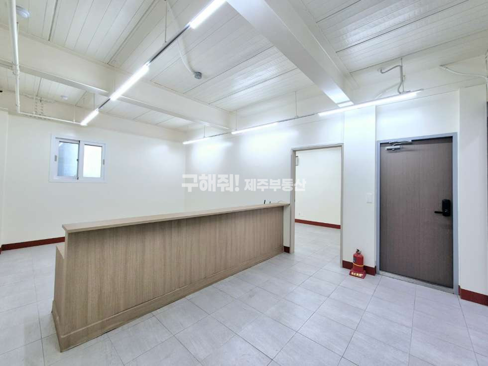 제주 제주시 삼도이동 무권리. 전농로 인접 건물 전체 임대 연세 매물번호 10238 사진 5