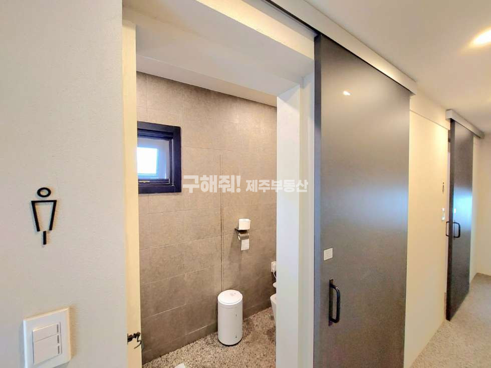 제주 제주시 노형동 가동 급매 / 노출 최상 / 한라수목원 사거리 근처 대도로변 상가임대 연세 매물번호 10323 사진 8