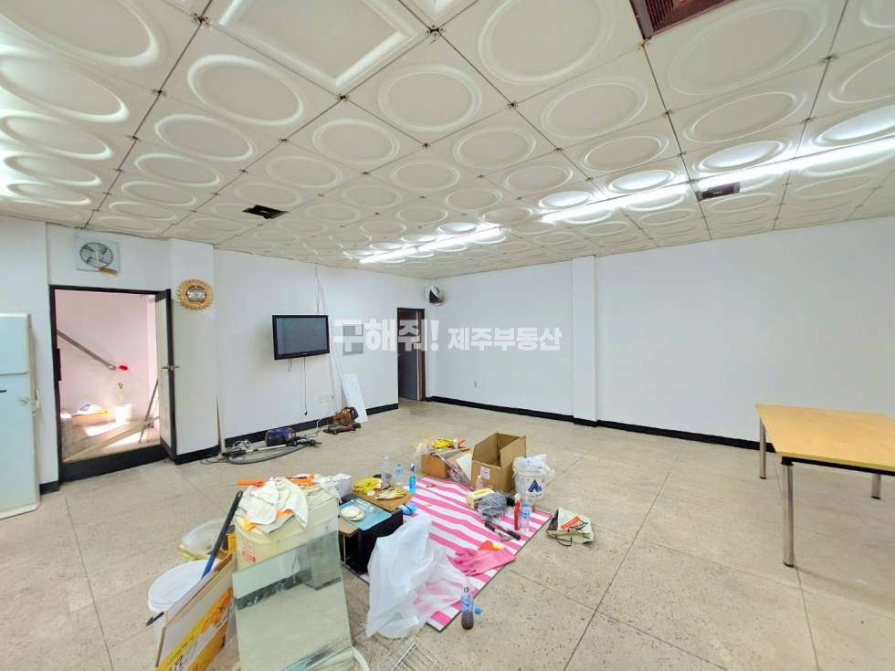 제주 제주시 일도이동 영락교회 인근 주방, 옵션 포함 지하 상가 연세 매물번호 10452 사진 2