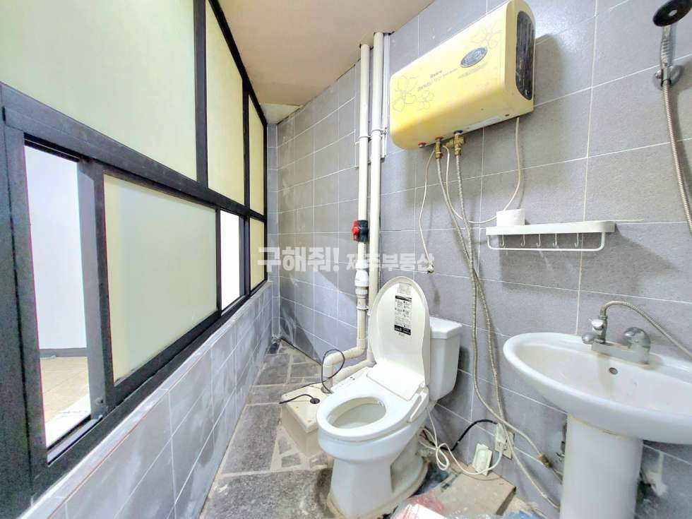 제주 제주시 일도이동 영락교회 인근 주방, 옵션 포함 지하 상가 연세 매물번호 10452 사진 4
