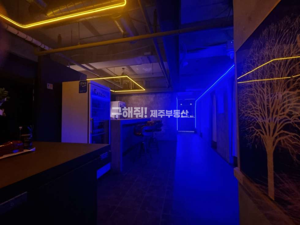 제주 제주시 이도이동 제주시청 인근 즉시 영업 가능한 BAR 임대 연세 매물번호 10472 사진 2